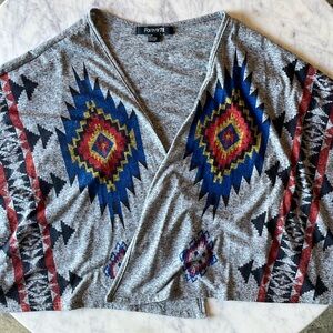 Festival vibe! Forever 21 Girls Tribal Shrug Size Small